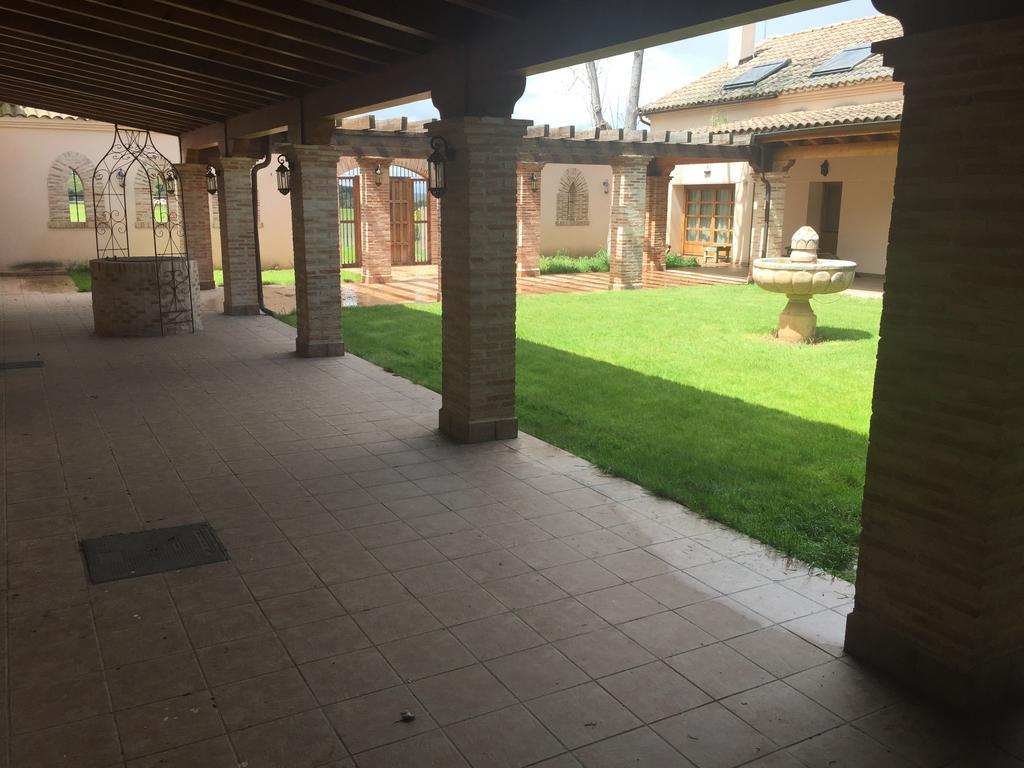 La Casona Del Tormes Villa Almenara de Tormes Exterior photo